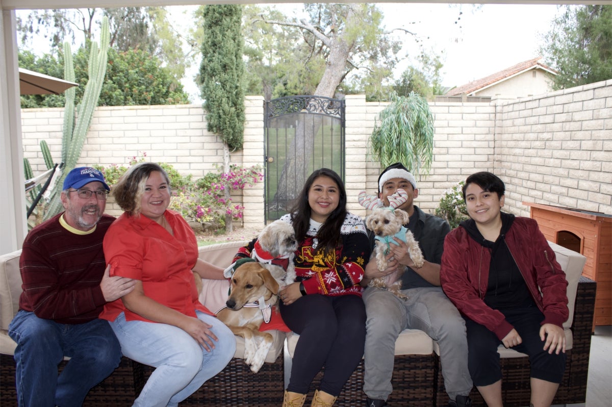 christmas-fam-3.jpg